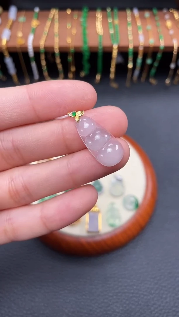 【闪购商品】翡翠吊坠(不含链)18K金镶嵌一个  JK619