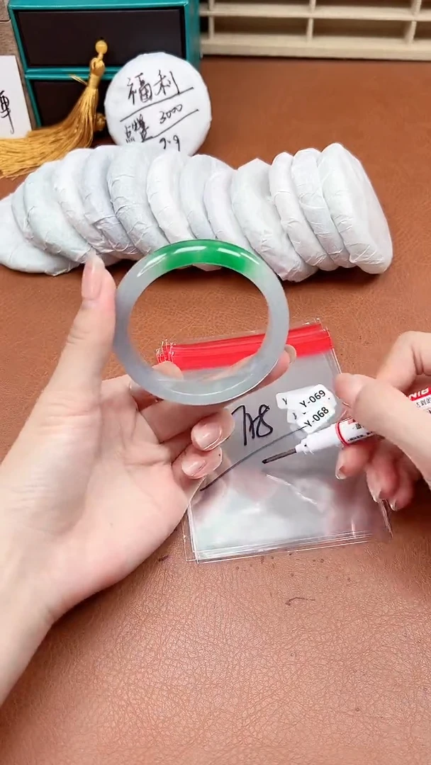缅风精品手镯礼盒装Y68