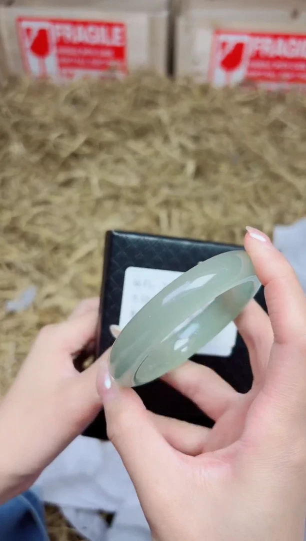 未镶嵌手镯石英质玉2168--圈口54