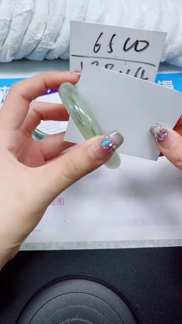 【闪购商品】石英质玉手镯未镶嵌S92-58/59