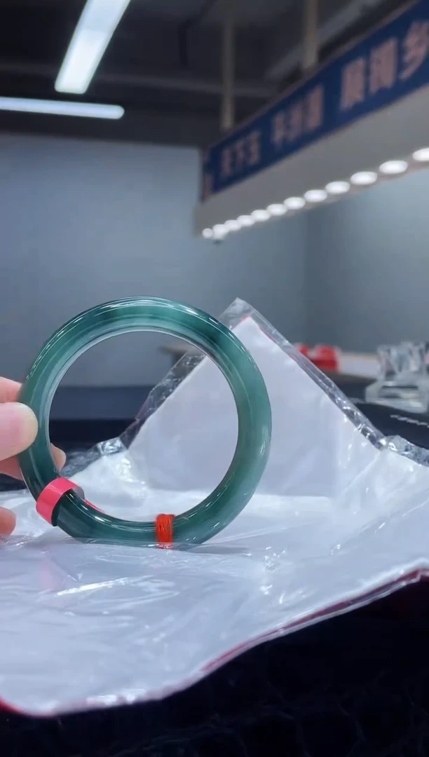 未镶嵌手镯翡翠12