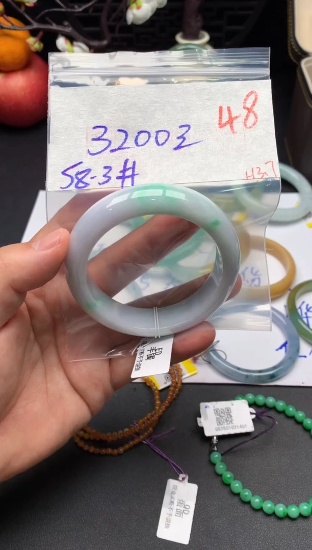 【闪购商品】定制翡翠未镶嵌毛货需精细抛光+多样性发货拍一发一