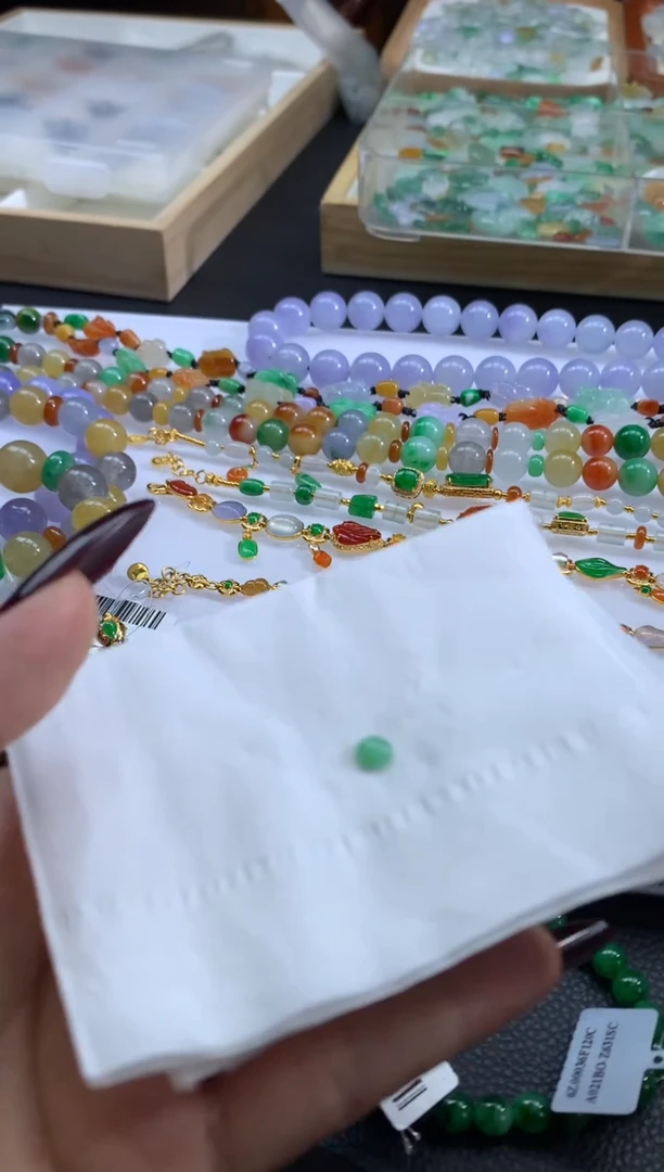 【闪购商品】定制翡翠未镶嵌翡翠