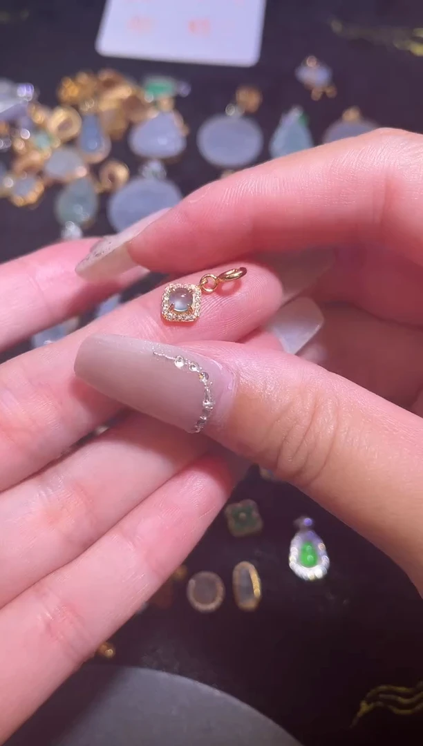 吊坠(不含链)银S925镶嵌翡翠天然a货翡翠