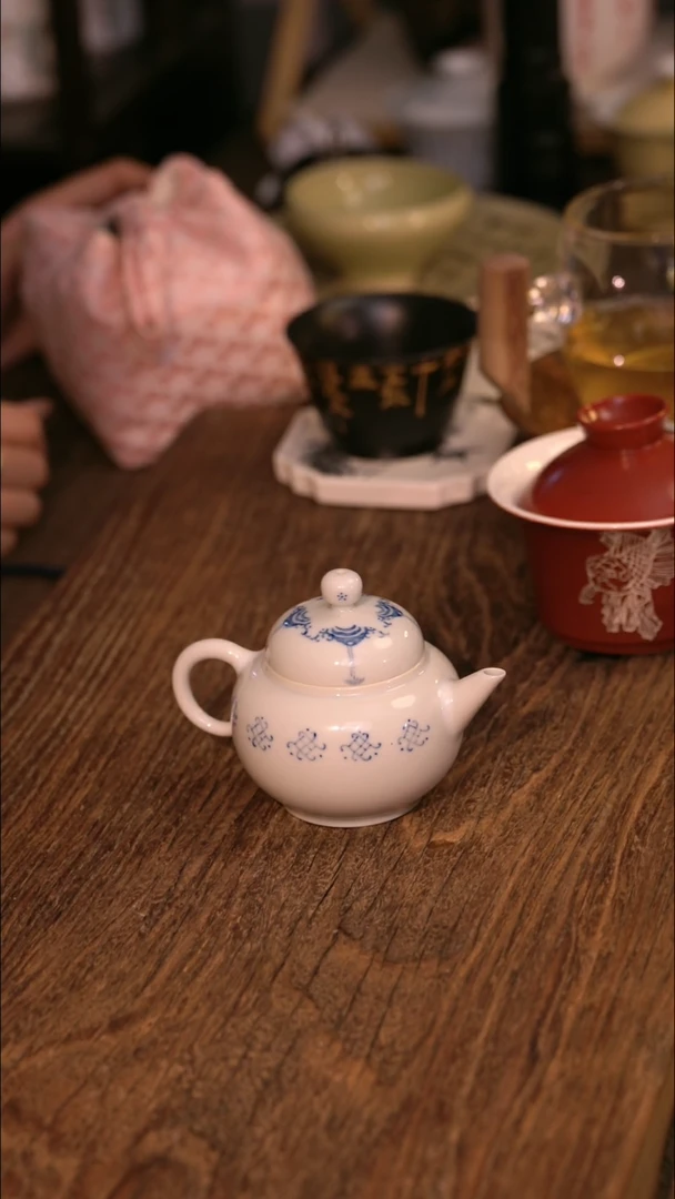 【青花壶】手工手绘壶