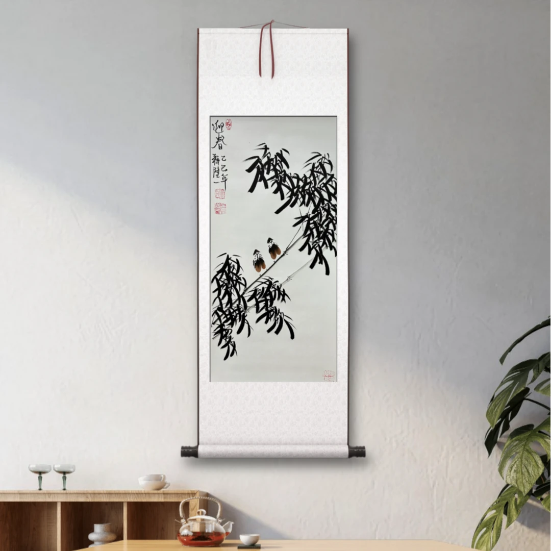 释隆一手绘墨竹《迎春》卷轴130*50cm