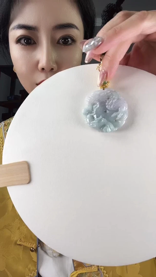 【闪购商品】翡翠颈饰未镶嵌龙