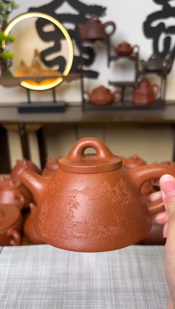 茶壶段泥原矿霸王石瓢红降坡170cc刻绘