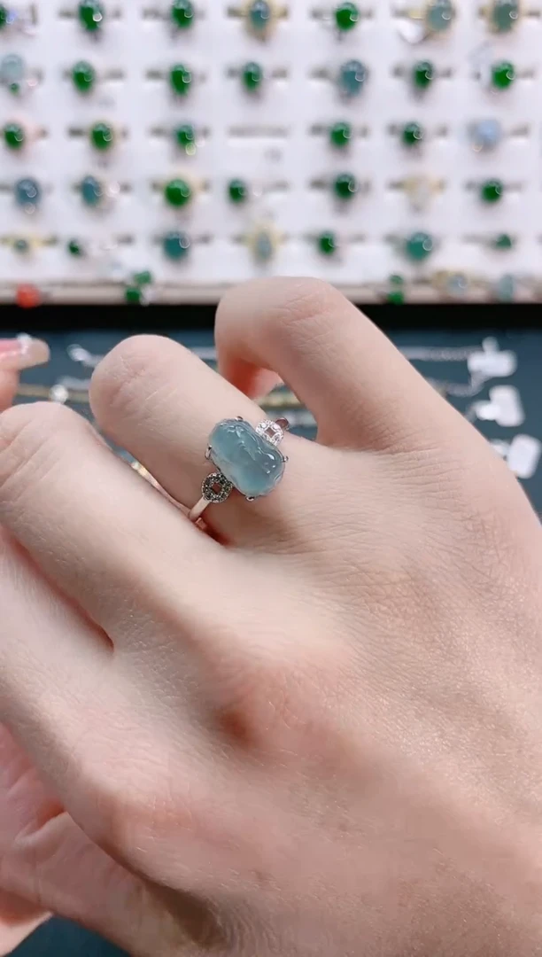 【闪购商品】翡翠戒指银S925镶嵌天然翡翠