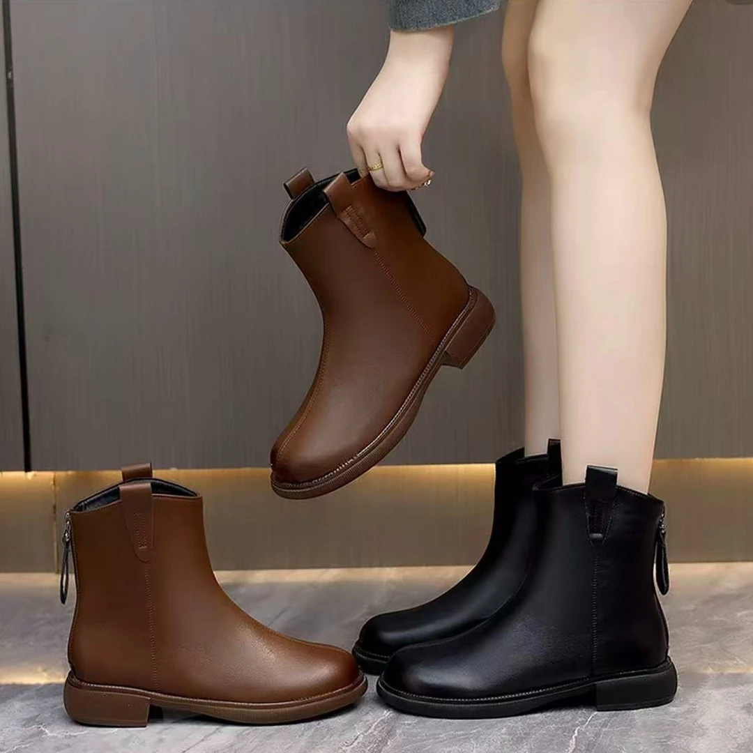 女士马丁靴