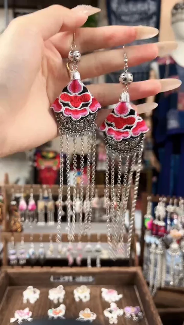 织绣民族风非遗老绣饰品400*