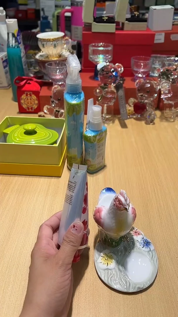 瓷片碗碟好物一件不留@@1