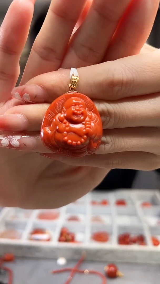 【闪购商品】南红玛瑙吊坠(不含链)18K金镶嵌/佛