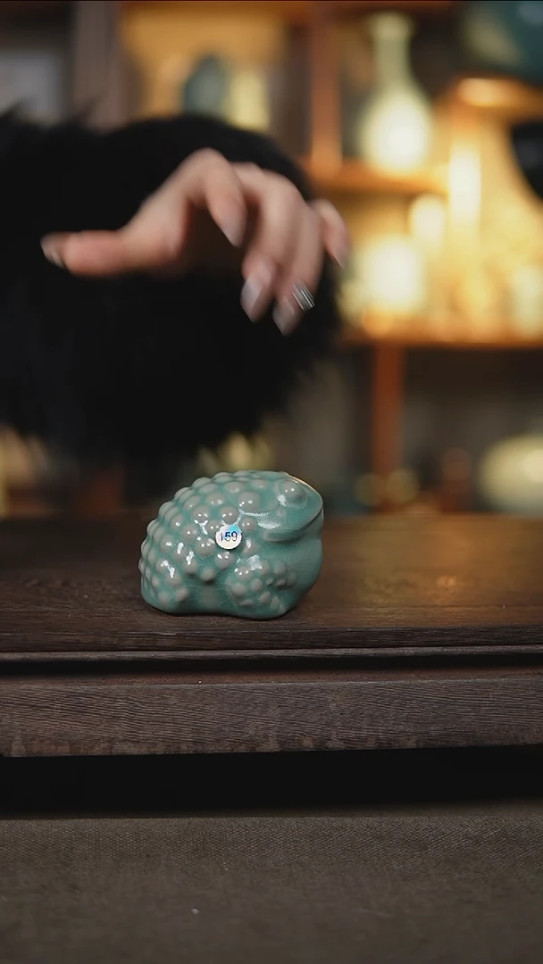 【闪购商品】杯仿古翡翠绿金蟾茶宠瑕159