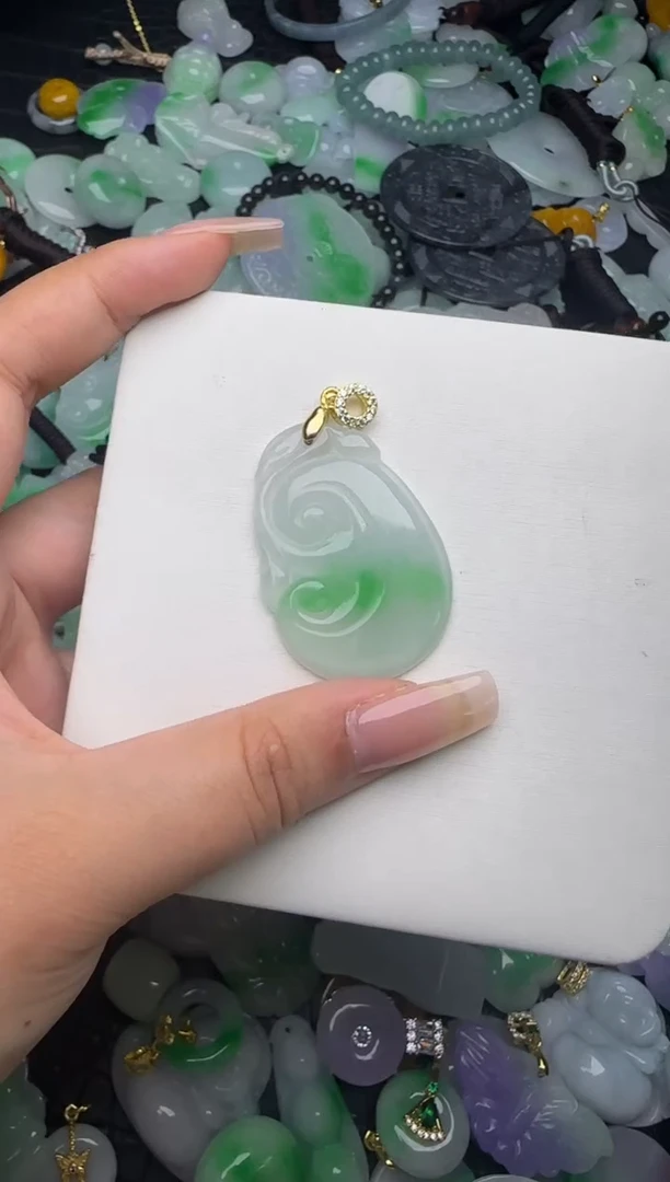 翡翠未镶嵌颈饰天然缅甸翡翠吊坠