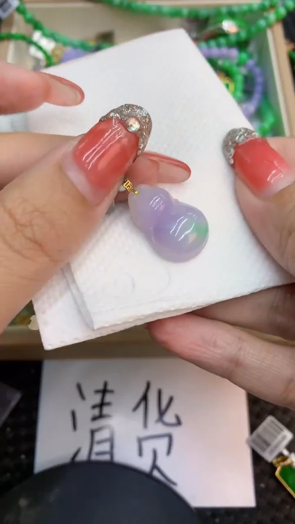 颈饰未镶嵌翡翠1