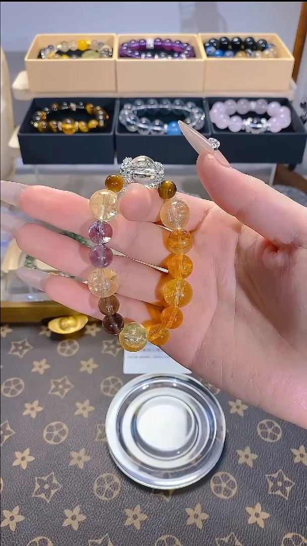 水晶手串未镶嵌水晶手串