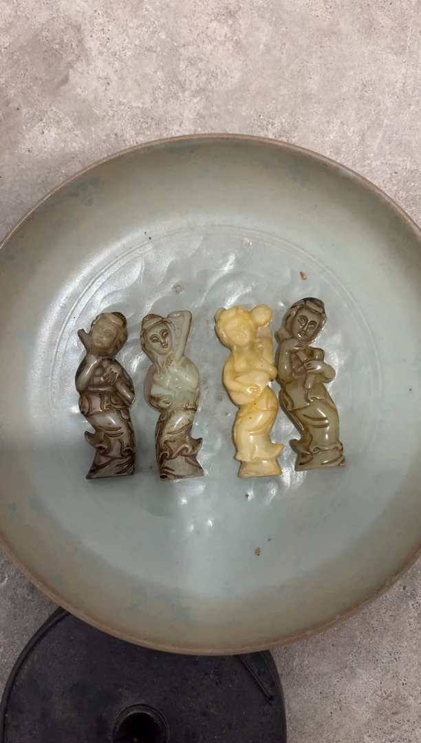 瓷片蓝**?当代陶瓷工艺品
