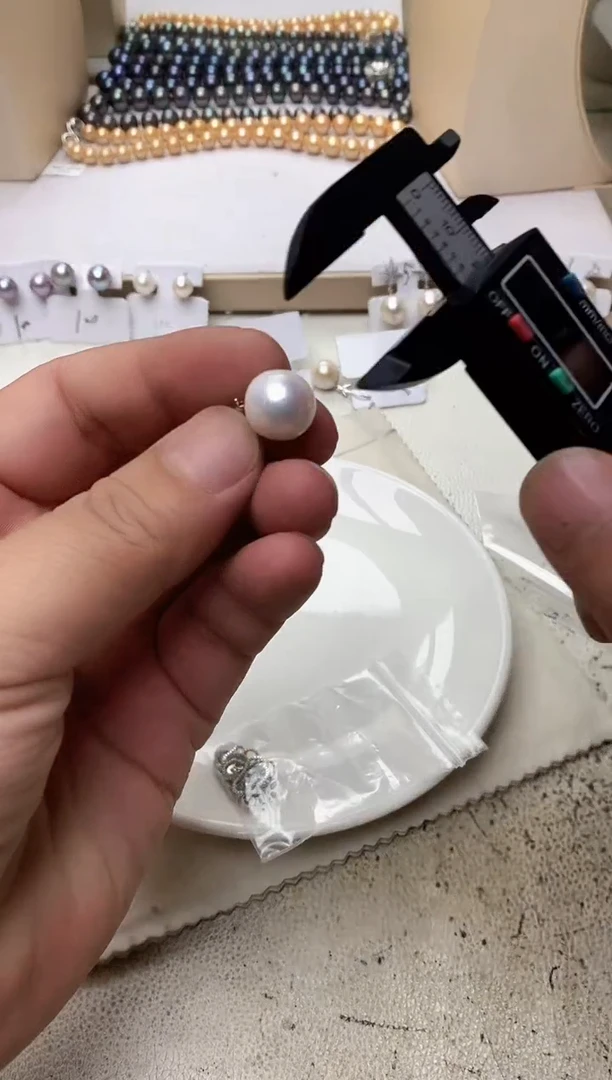 淡水珍珠未镶嵌颈饰1