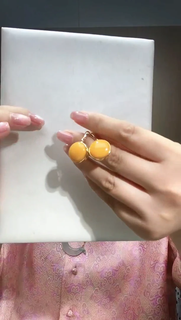 银S925镶嵌蜜蜡耳饰250603044多样性发一