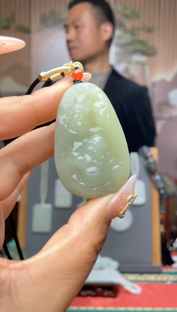 【闪购商品】和田玉颈饰未镶嵌一