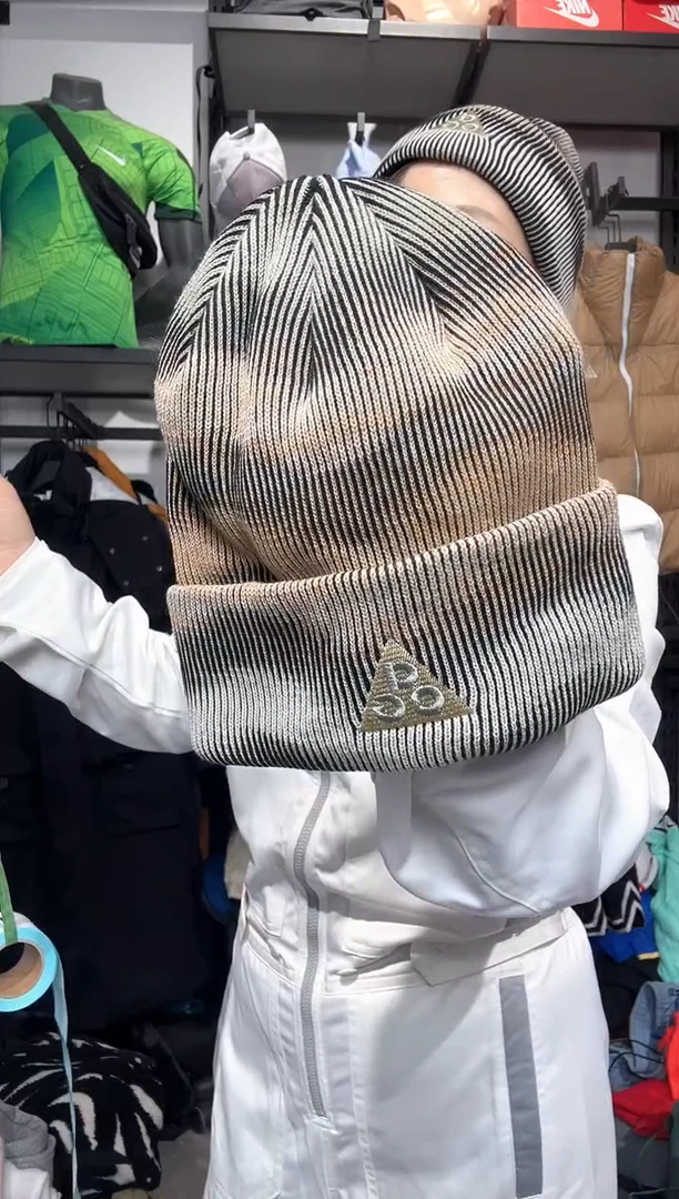 1457  编码 瑕疵款直播间过款为准 尺码    身高
