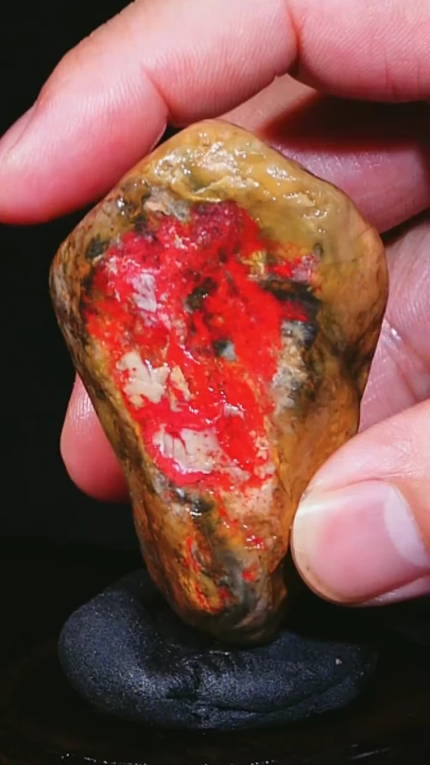 昌化石昌化鸡血石