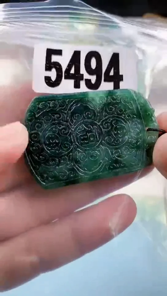 【闪购商品】翡翠挂件未镶嵌天然翡翠吊坠挂件