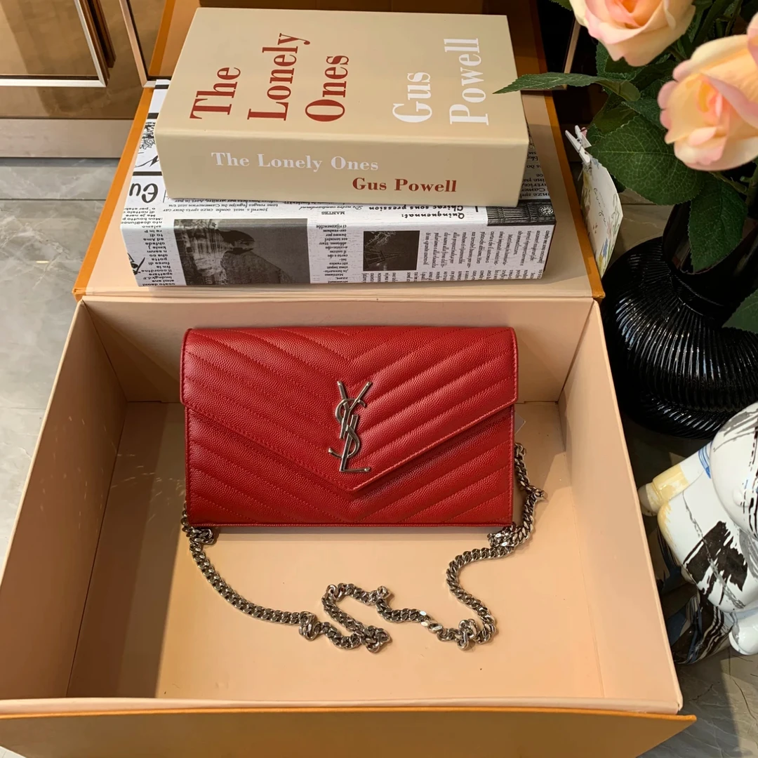 99新 YSL/圣罗兰 信封红银/链条包/单肩包（F店）