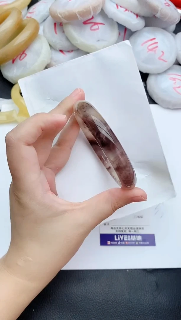 未镶嵌手镯石英质玉127+62/63