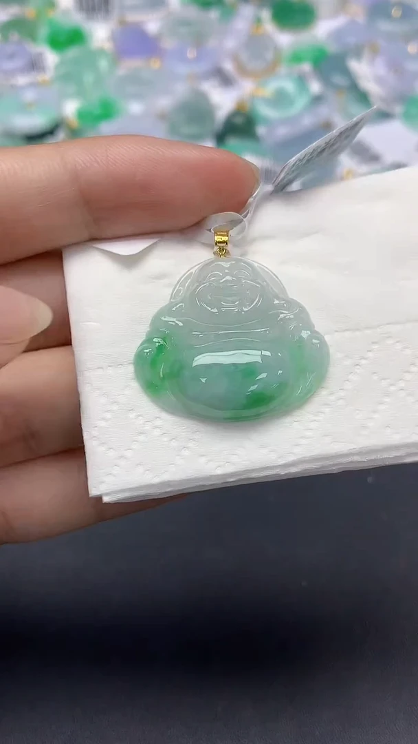 翡翠18K金镶嵌颈饰天然缅甸a货翡翠