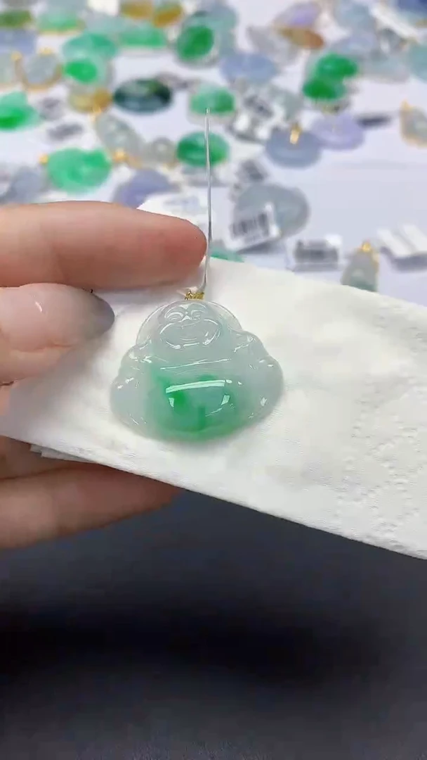 翡翠18K金镶嵌颈饰天然缅甸a货翡翠