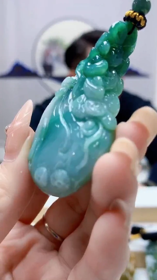 未镶嵌定制翡翠5060DD-毛货挂件65