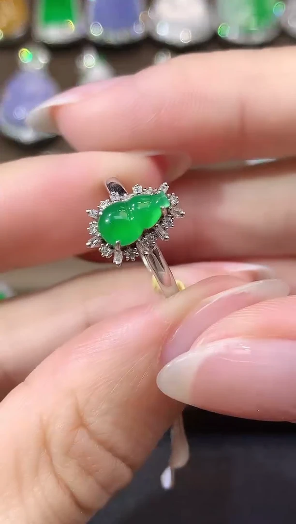 18K金镶嵌戒指翡翠C16