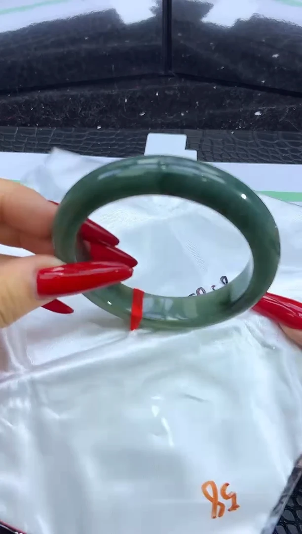 未镶嵌手镯翡翠A