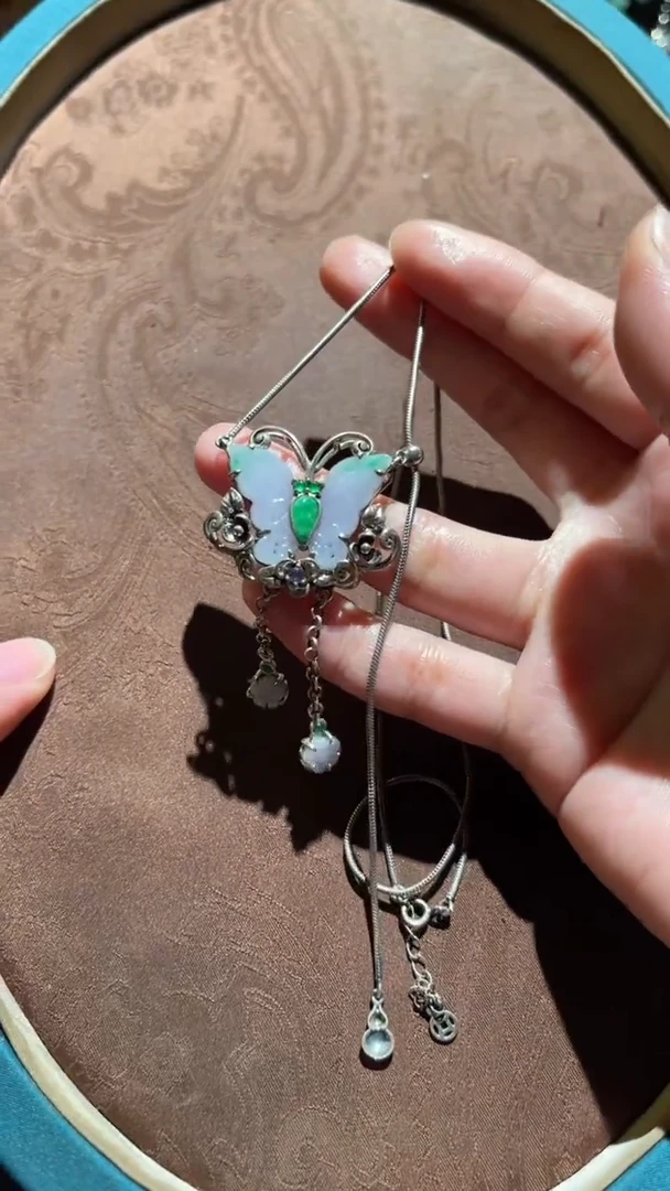 项链银S925镶嵌翡翠依红翡绿翠