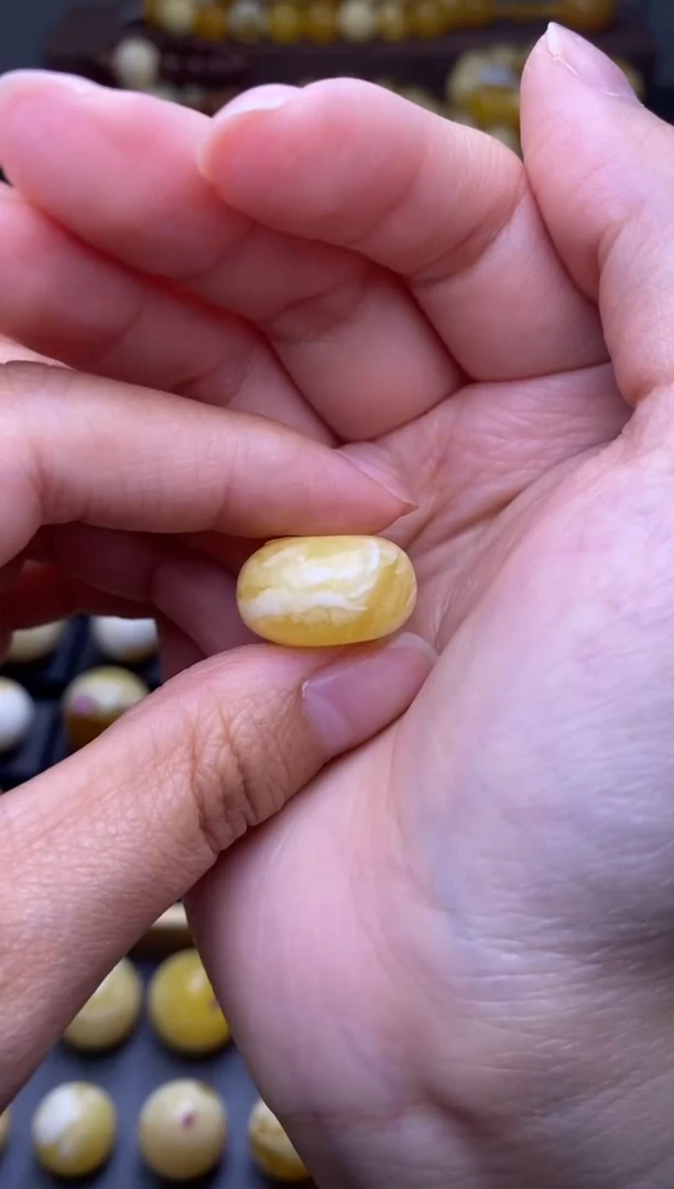 【闪购商品】琥珀裸石未镶嵌大小姐珠宝严选86