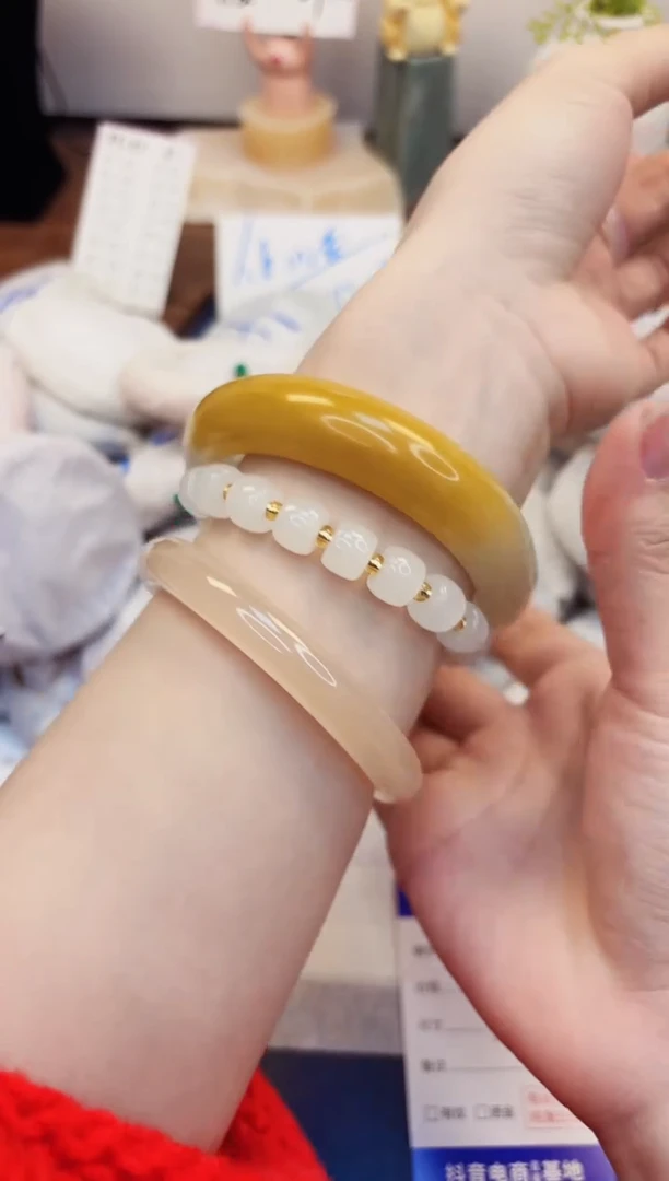 【闪购商品】石英质玉手镯未镶嵌361-财气镯-圈口63