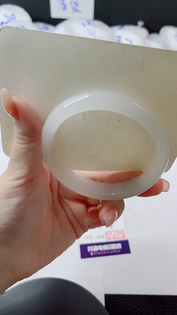 未镶嵌手镯石英质玉多样性发货V309