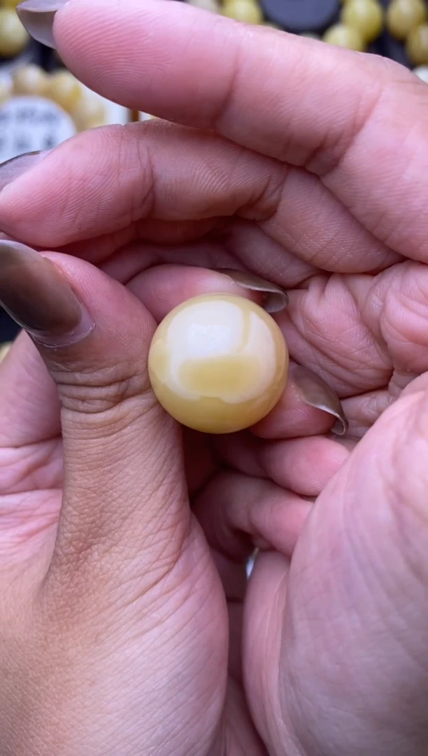 裸石琥珀未镶嵌大小姐珠宝112