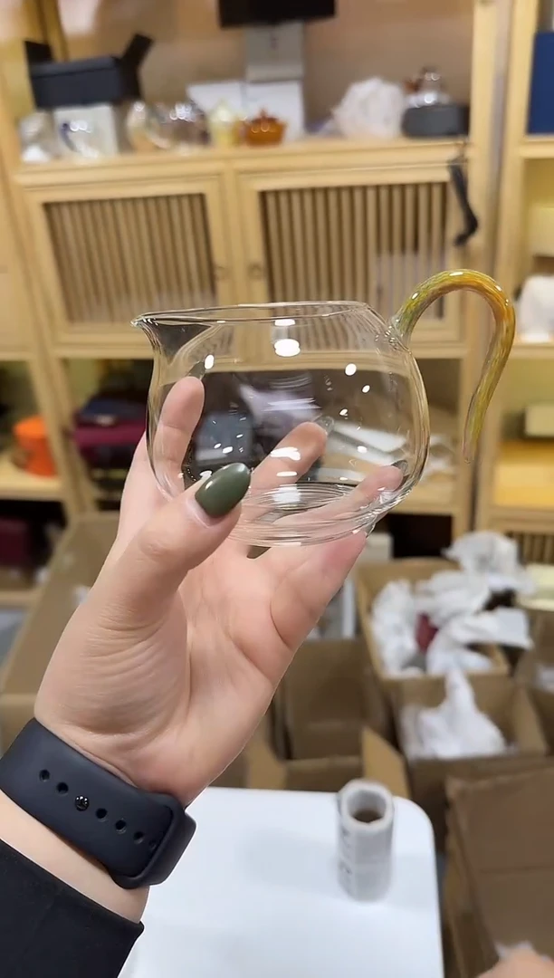 金蜜淡然公道杯