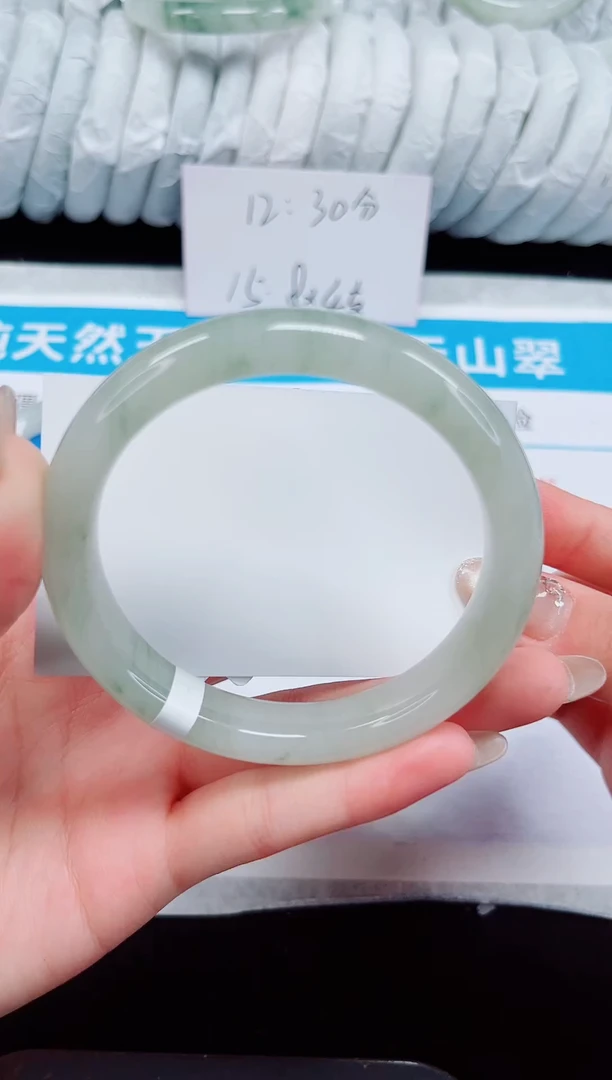 未镶嵌手镯石英质玉176-62/63