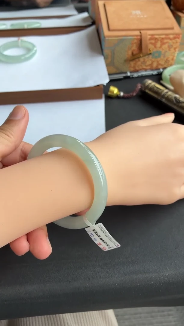 未镶嵌手镯翡翠22号53*8.9*9圆条