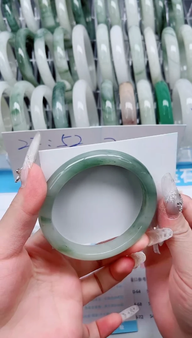 【闪购商品】石英质玉手镯未镶嵌A193-61.8