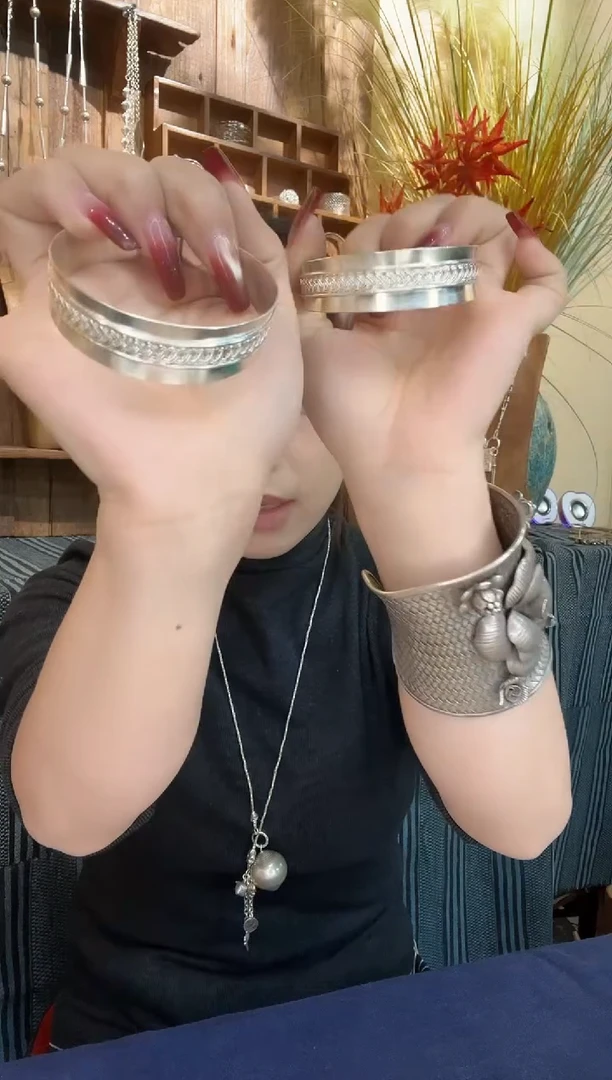 无925银淇**j手镯