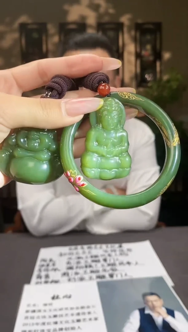 和田玉未镶嵌颈饰C203