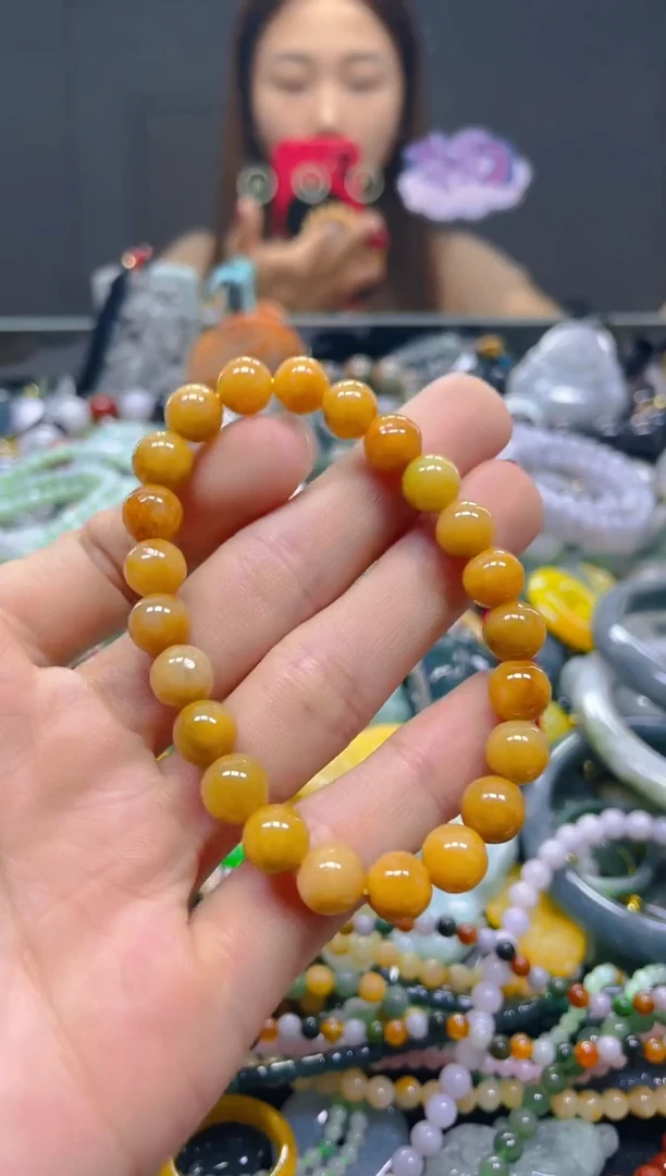 颈饰未镶嵌翡翠8MM/T/翡翠A货，一件也是批发价