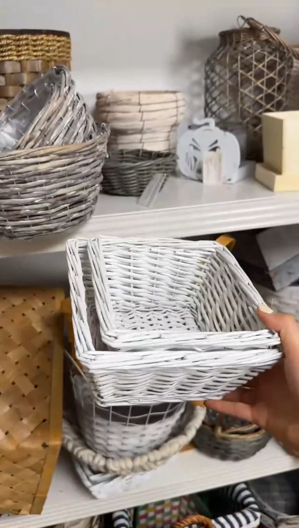 胖****电微瑕捡漏白色方形小筐套二