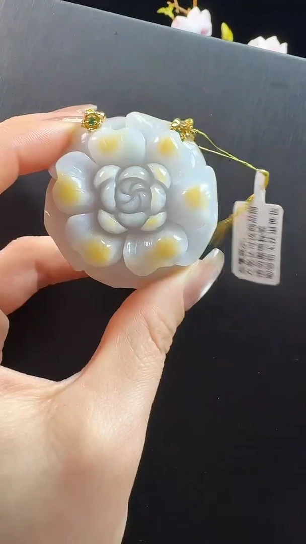 颈饰未镶嵌翡翠手牌