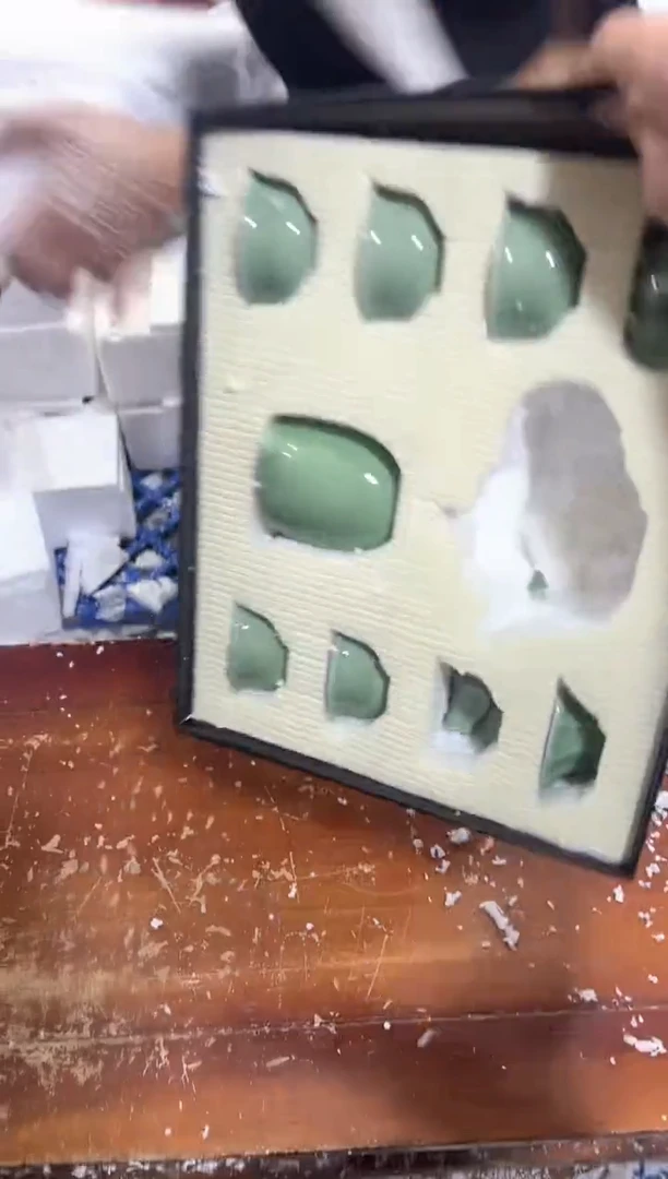 瓷片其他其他其他（不带礼盒）